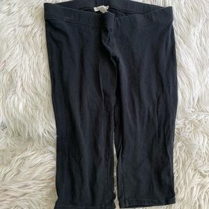 Old Navy Maternity Capris